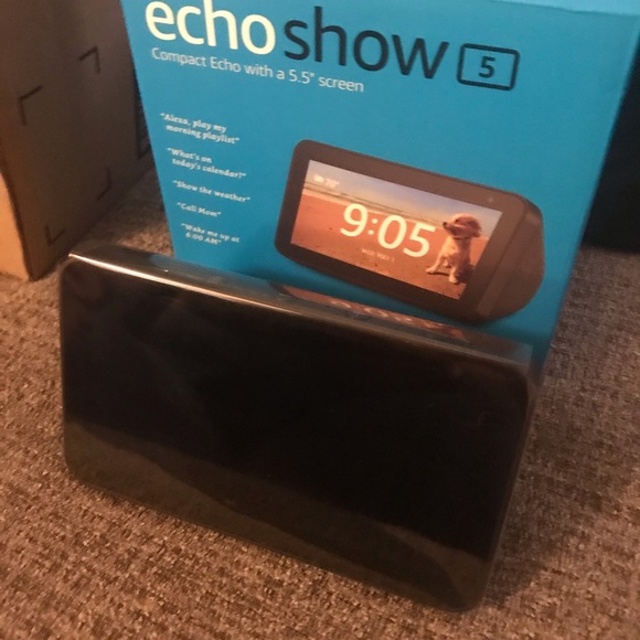 Echo Show 5 - NWT - Picture 7 of 7